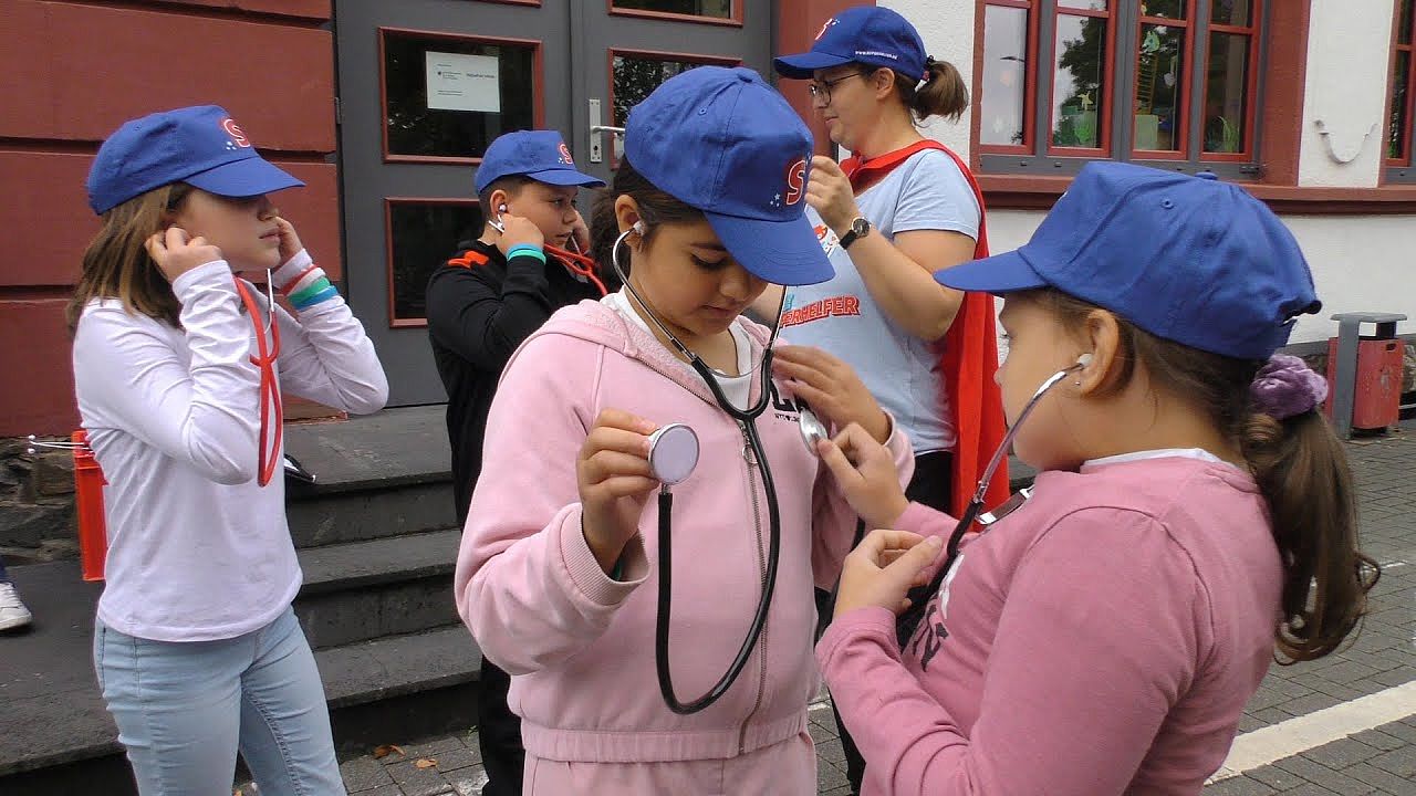 Koblenz: Projekt Superhelfer - Kinder stark machen für den Alltag